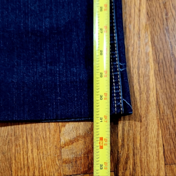 Silver Suki Baby Boot size 28 inseam 31 Dark Wash - Picture 9 of 12